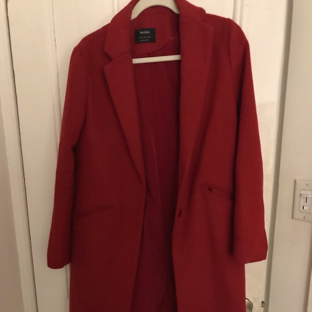 Long bershka red coat